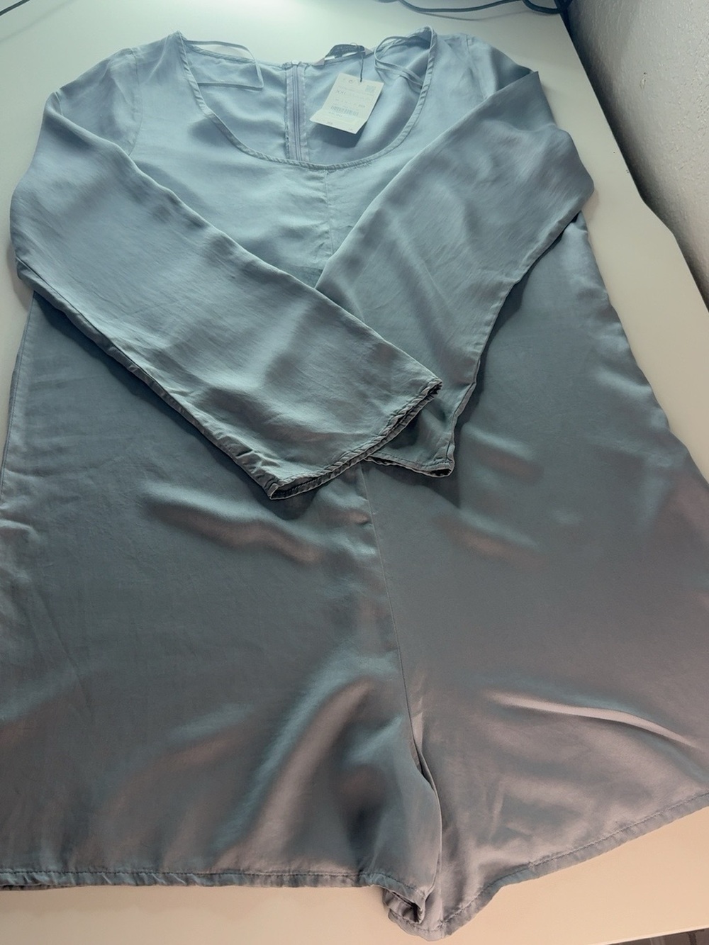 ZARA Women XXL Gray Satin Romper Short Jumpsuit Long Sleeve NWT Flaw